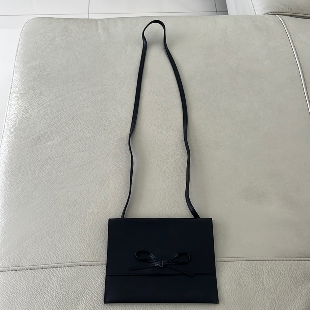Gap Black Crossbody Purse